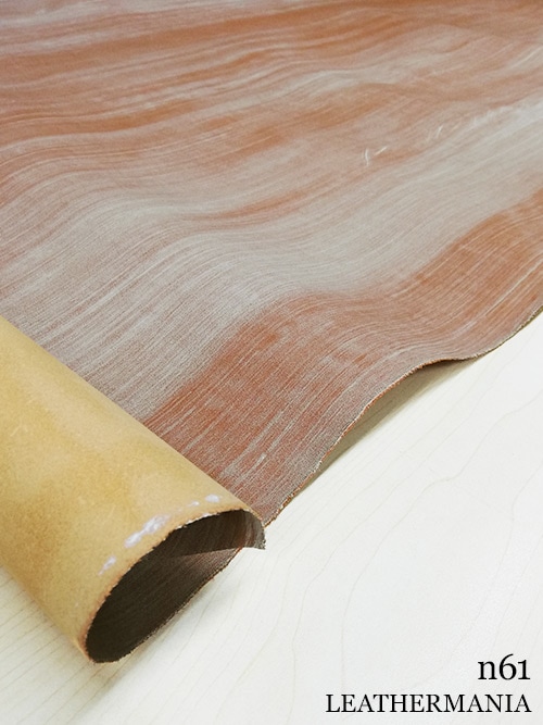 【半裁】牛タンニン革 / ロウ引き加工 / 1.0mm (キャメル)