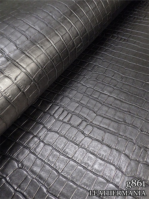 【半裁】牛クロム革 / ワニ型押し / 1.5mm (ブラック)