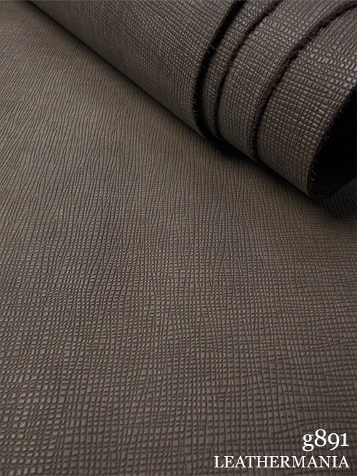 【半裁】牛クロム革 / 角シボ型押し / 1.5mm (チョコ)