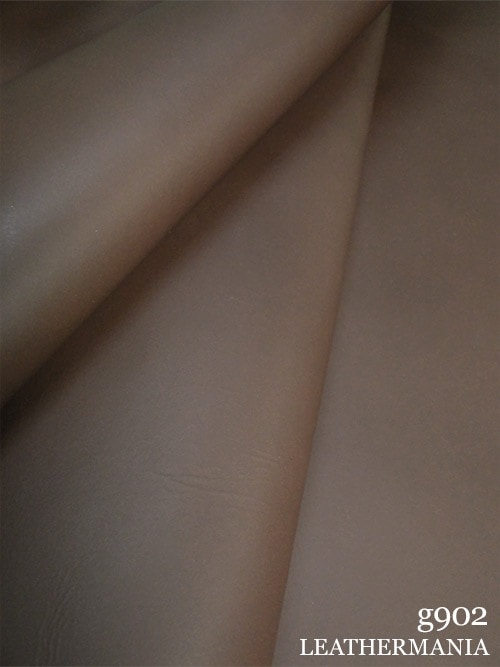 【半裁ハーフ】牛クロム革 / スムース / 1.3mm (ダークブラウン)