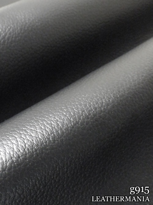 【半裁】牛クロム革 / シボ型押し / 1.5mm (ブラック)