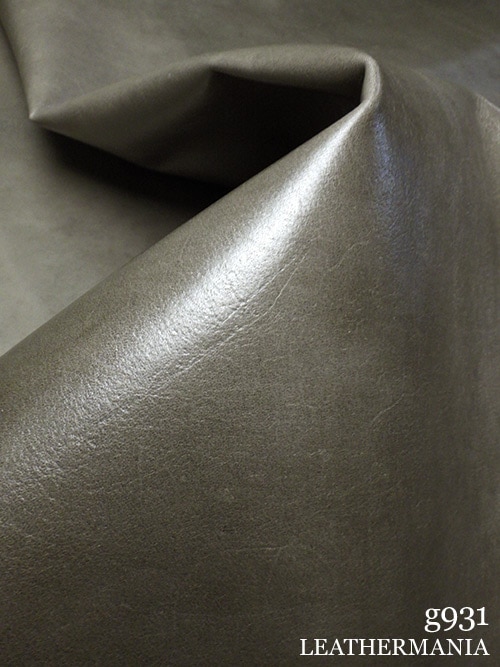 【半裁】牛クロム革 / アンティーク / 1.1mm (チャコールグレー)