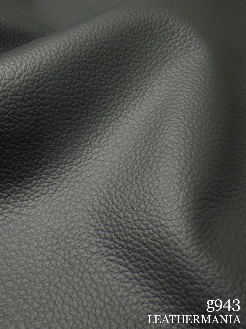 【半裁】牛クロム革 / シボ型押し / 1.0mm (ブラック)