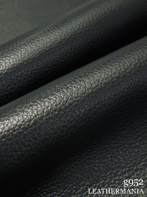 【半裁】牛クロム革 / シボ型押し / 1.5mm (ダークネイビー)