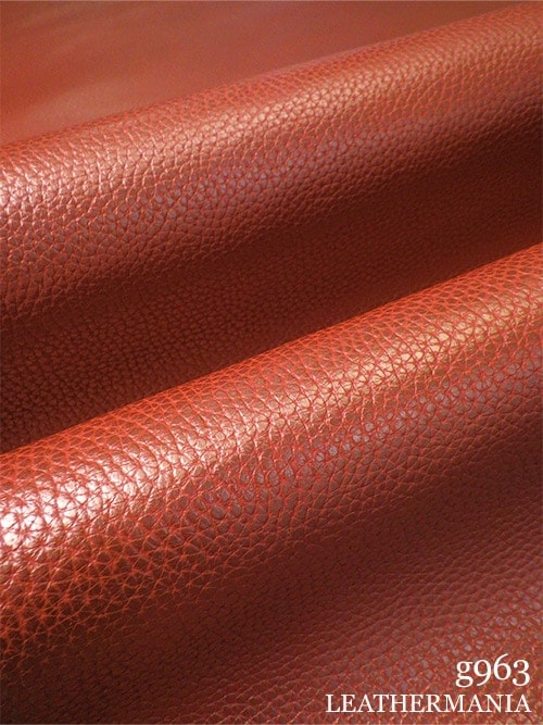 【半裁】牛クロム革 / シボ型押し / 1.7mm (メタリックレッド)