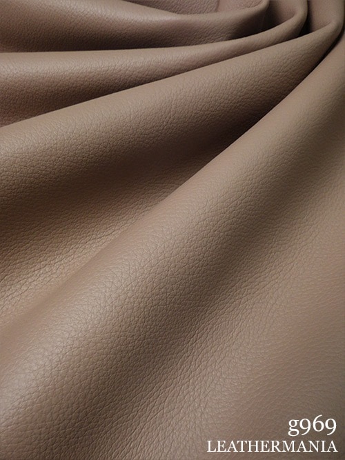 【半裁】牛クロム革 / ソフト / シュリンク / 1.8mm (ベビーピンク)