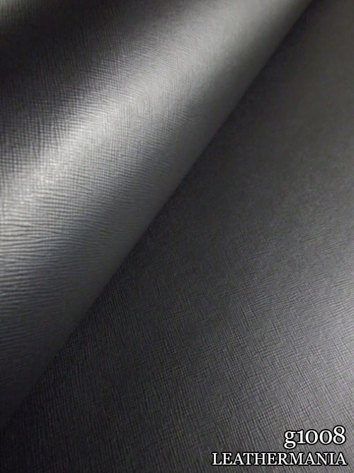 【半裁】牛クロム革 / 角シボ型押し / 1.0mm (ブラック)