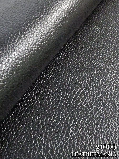 【半裁】牛クロム革 / シボ型押し / 1.0mm (ブラック)