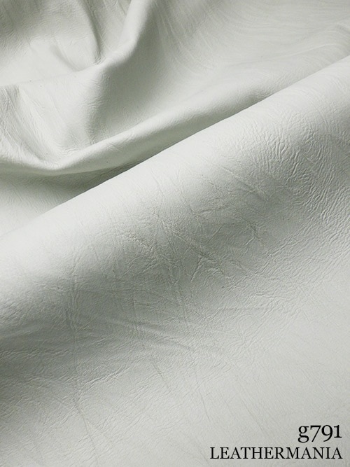 【半裁】牛クロム革 / 絞り加工 / 1.3mm (ホワイト)