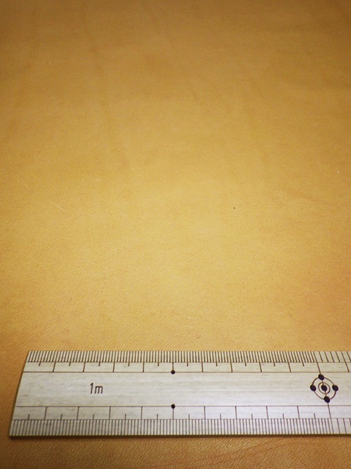 【半裁】牛革 / アンティーク / 0.8mm (キャメル) [50%OFF]