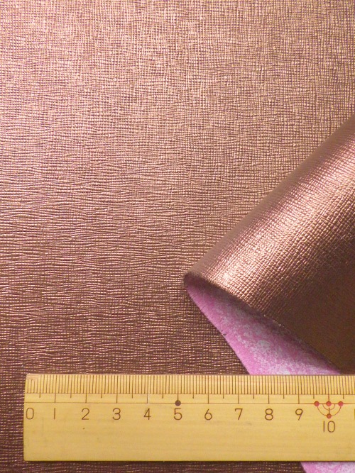 レザークラフト皮革の【半裁】牛革 / 姫路レザー / 角シボ型押し