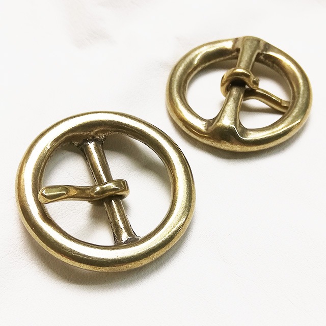 真鍮製バックル202【24mm】真鍮生地