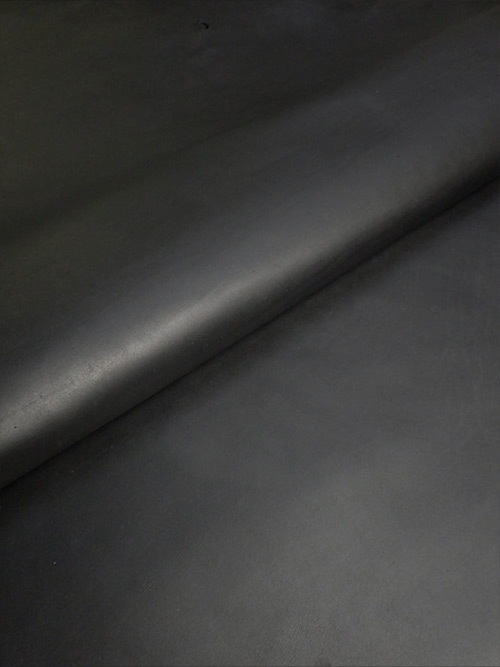 【半裁】牛革 / スムース / 1.7mm (ブラック) [50%OFF]