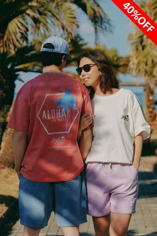 STITCH AND RUBBER PRINT TEE
