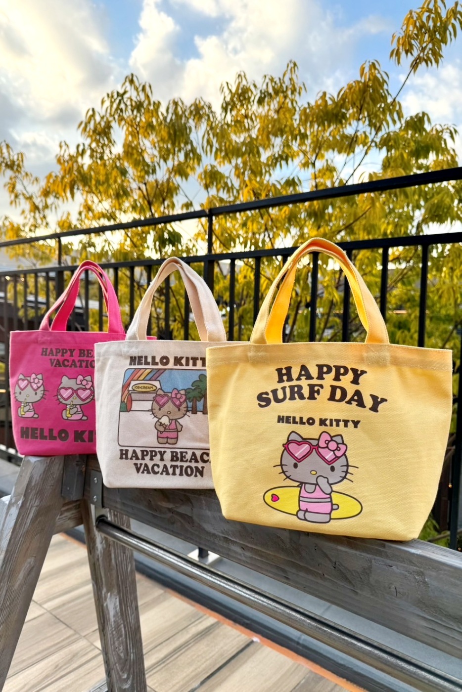 m*n様 新品未開封‪♡海外限定 ハローキティフラダンスメモ ハローキティダイカットメモ | ARomantic/アロマンティック