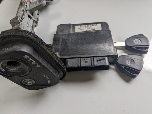 スズキ ジェンマ250イモビライザーキー 紛失作成 | 国産バイクの合鍵