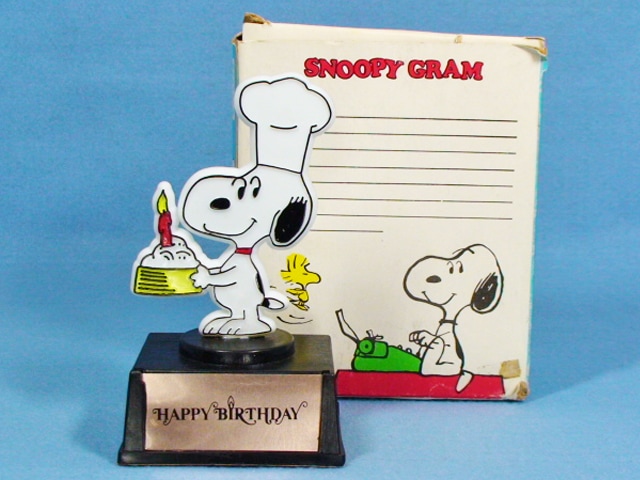 ビンテージ Aviva 1970～80's スヌーピー トロフィー HAPPY BIRTHDAY