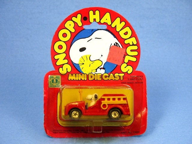 Aviva　スヌーピー　ハンズフルズ　ミニダイキャスト HASBRO AVIVA スヌーピー HANDFULLS MINI DIECAST WOODSTOCK IN