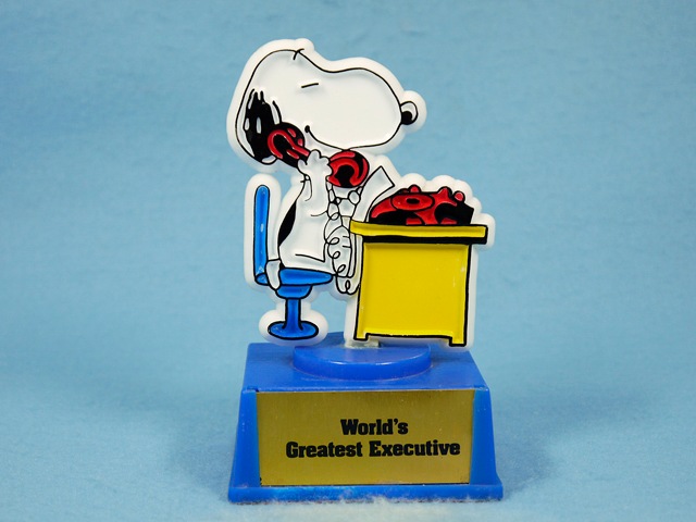ビンテージ　スヌーピー　トロフィー　青台座 fit=scale-down,w=1200
