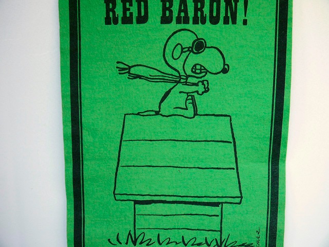 ビンテージ Determined 70' スヌーピー バナー “CURSE YOU,RED BARON