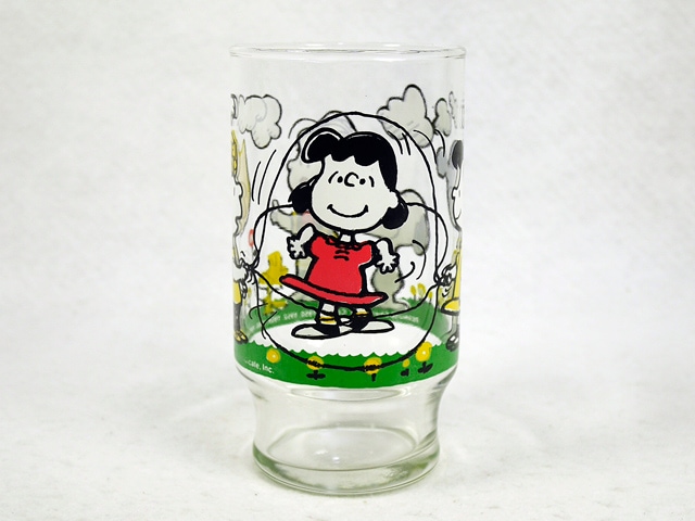 ビンテージ Anchor Hocking '70s スヌーピー グラス 縄跳び ビンテージ Anchor Hocking '70s スヌーピー グラス 縄跳び