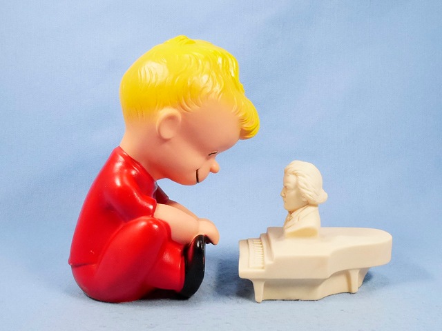 ビンテージ スヌーピー ハンガーフォード '58 ファースト シュローダー＆ピアノ ソフビドール ビンテージ ピーナッツ,ドール