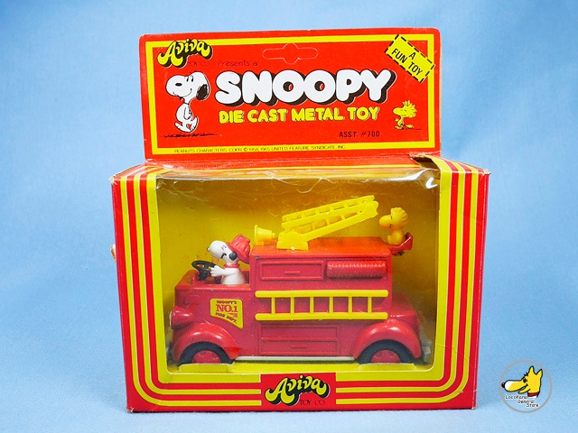 ビンテージ Aviva '77 スヌーピー Diecast Metal Toy 消防車 箱入