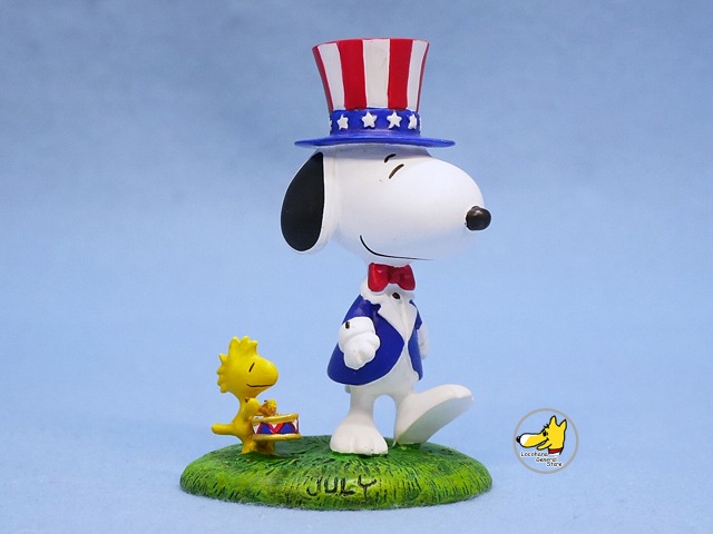 ビンテージ Danbury Mint スヌーピー The Snoopy Calendar フィギュア July 7月 ビンテージ ピーナッツ フィギュア 置物 Locohana General Store