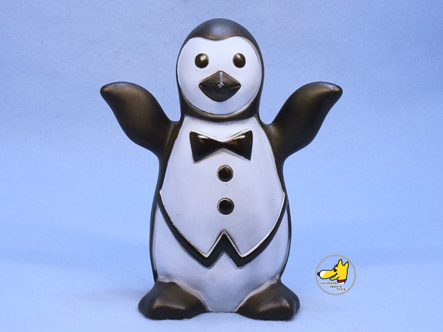 MONDO ジャガーノート ブラックver. ソフビ コトブキヤから破壊者