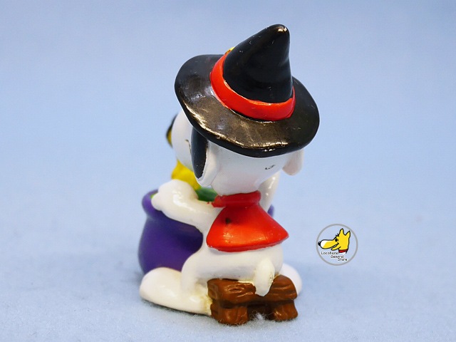 �ӥ�ơ�����Whitman's  '96  ���̡��ԡ�  PVC���ե����奢��Halloween  Witch