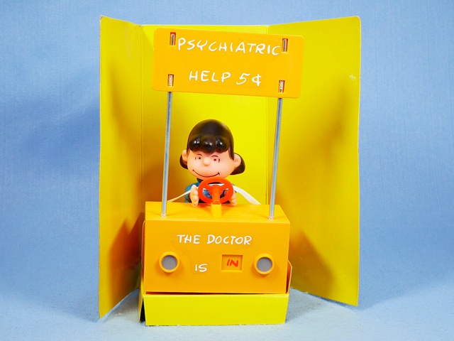 �ӥ�ơ�����Aviva  '77  ���̡��ԡ���Motorized Toy  �롼������Doctor booth��Ȣ��