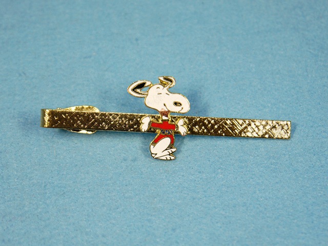 ビンテージ Aviva 1970 80 S スヌーピー ネクタイピン ダンス ビンテージ ピーナッツ アクセサリー ネクタイピン Locohana General Store