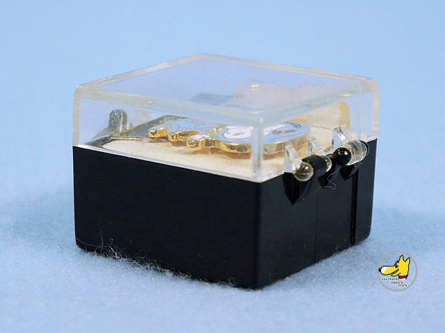 �ӥ�ơ�����Aviva  '70s  �����ȥ��Ρ��� Tie Clip ���ʥ�������
