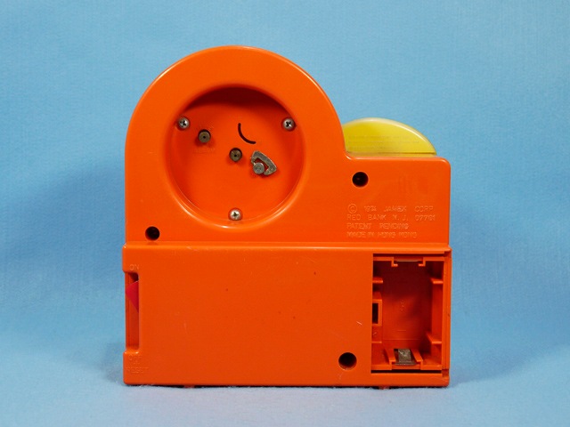 ��OUTLET�ۥӥ�ơ�����Determined 70�� ���̡��ԡ� Snoopy and Charlie Brown Talking Alarm Clock