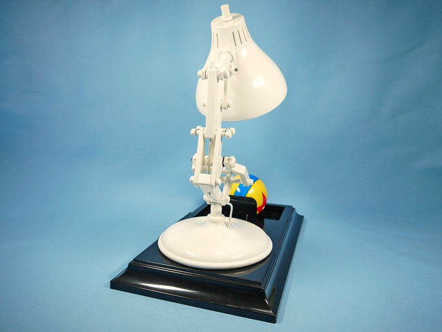 送料無料】 TOY STORY LUXO JR. ルクソーJr. ライト 海外限定品