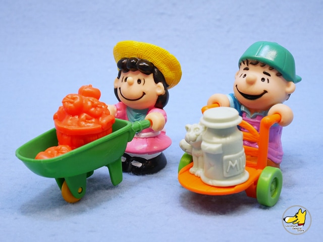 ビンテージ Mcdonald S 90 スヌーピー マクドナルド ハッピーミール ピーナッツ 4個セット ビンテージ ピーナッツ トイ スモールトイ Locohana General Store