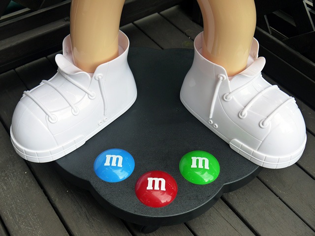 ������̵���ۥӥ�ơ�����M&M's Store Display�����ȥ��ǥ����ץ쥤�������