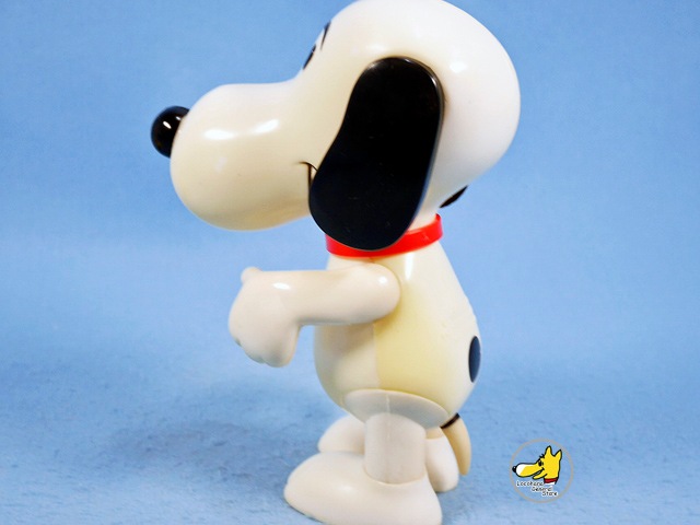 �ӥ�ơ�����Determined��'75  ���̡��ԡ���SNOOPY AND HIS DOG HOUSE PLAYSET �ɥå��ϥ����ץ쥤���å�