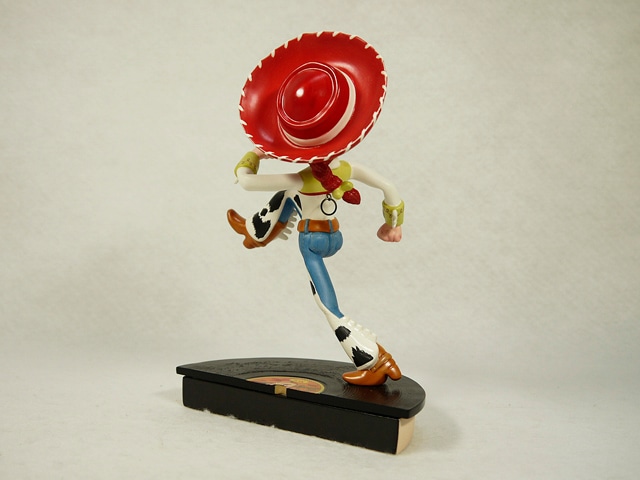 送料無料】TOY STORY 2 WDCC JESSIE BULLSEYE & RECORD PLAYER トイ 