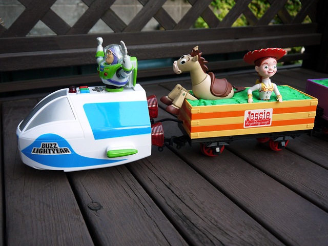 送料無料】TOY STORY 2 90' INTERACTIVE TALKING TRAIN SET トーキング