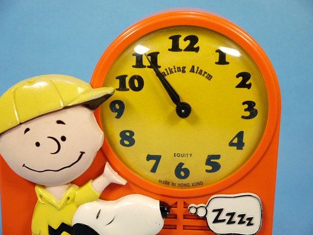 ��OUTLET�ۥӥ�ơ�����Determined 70�� ���̡��ԡ� Snoopy and Charlie Brown Talking Alarm Clock