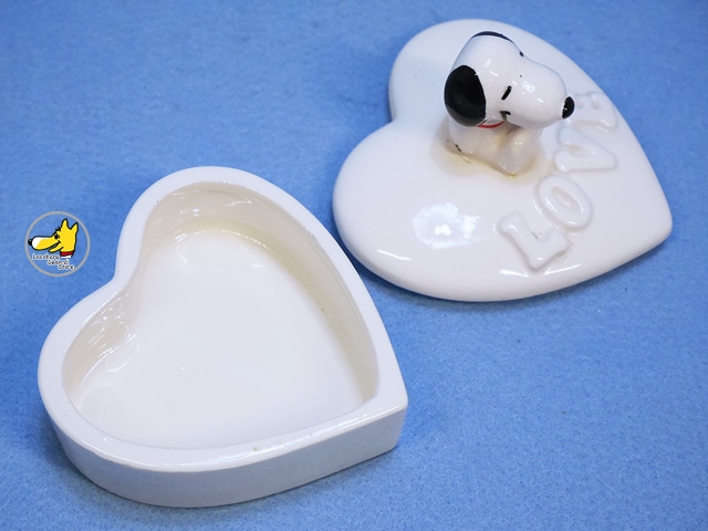 ビンテージ Determined '70s スヌーピー ハート Trinket Box
