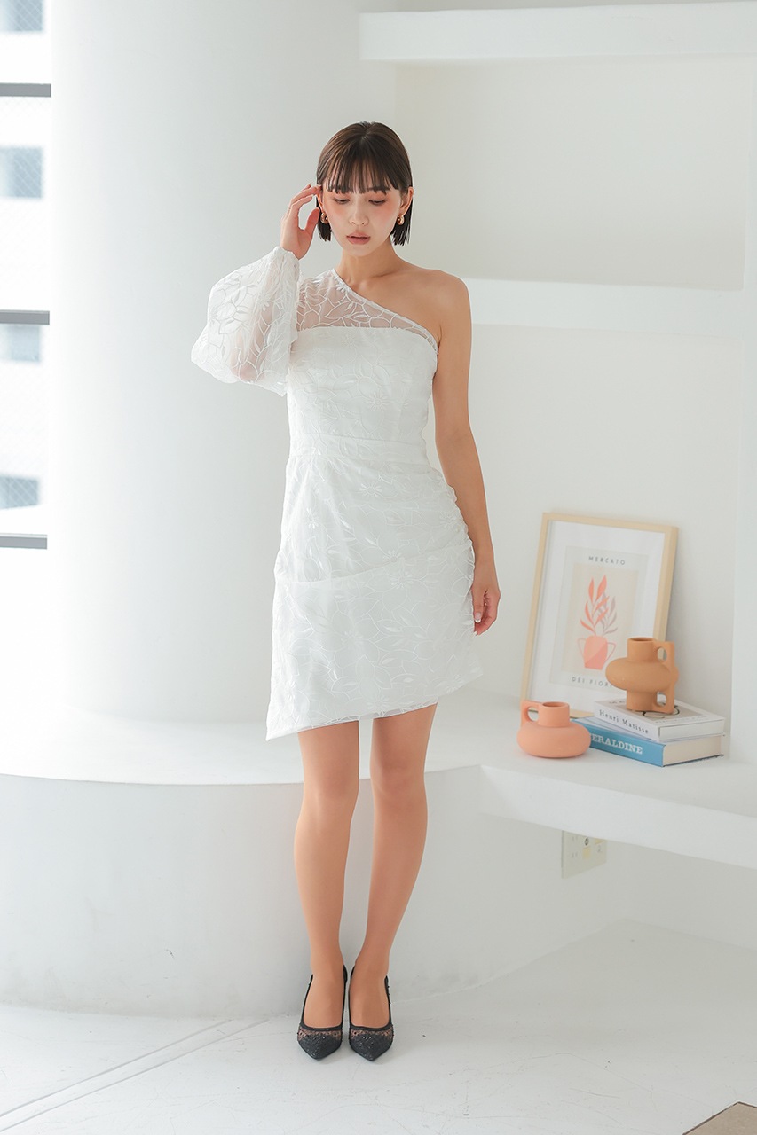 ワンショルダーバルーンスリーブミニドレス C81000WH