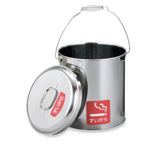 灰皿収蔵級置物 Amazon.co.jp: Juvale クリスタルガラス灰皿 - 7 x 7 x 1.5インチ