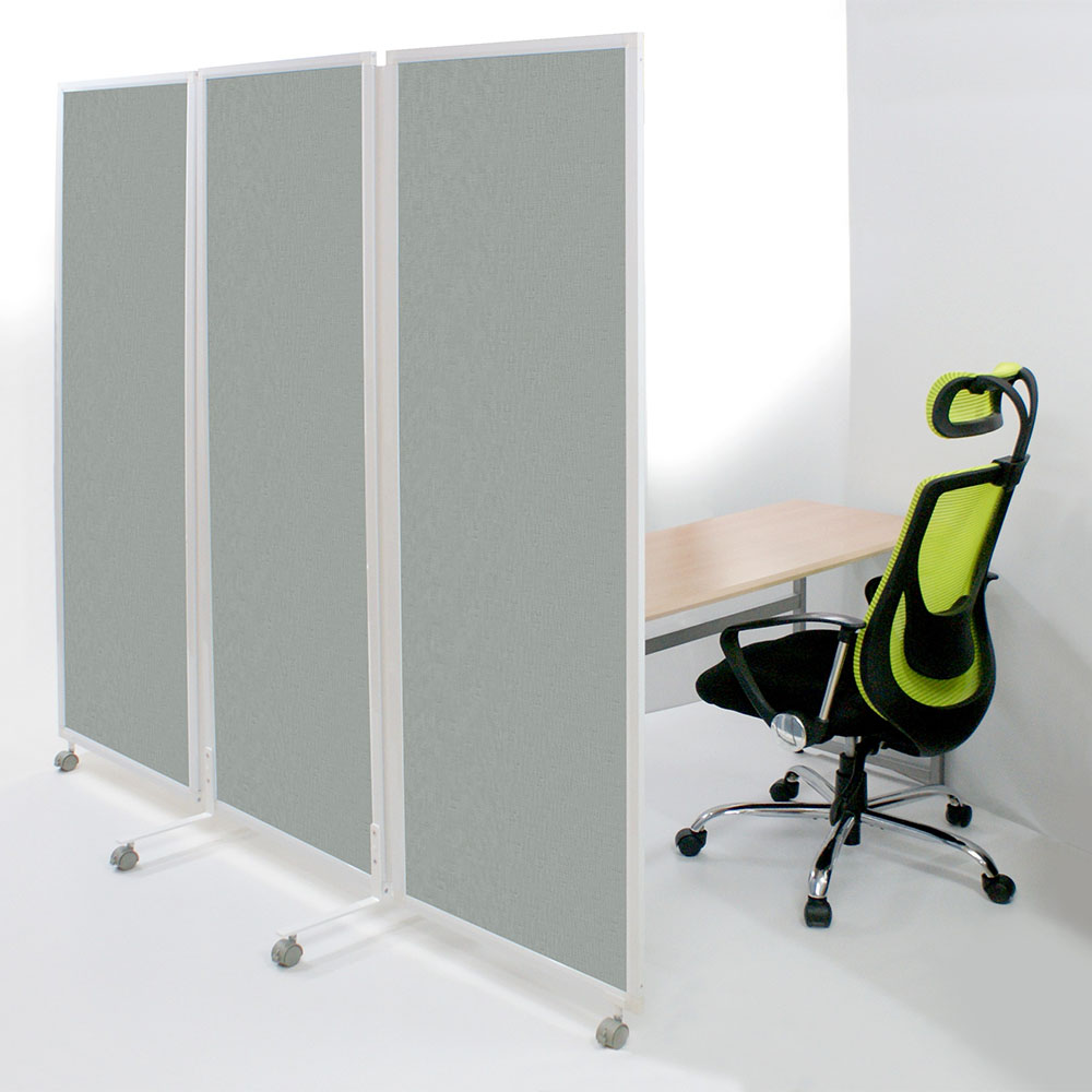 3連スクリーン 幅2784×奥行476×高さ1803mm キャスター脚 折りたたみ