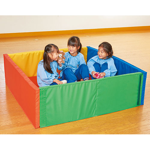 ボールプール キッズコーナー 幅130×長さ135cm 三和体育 S-4853（商品
