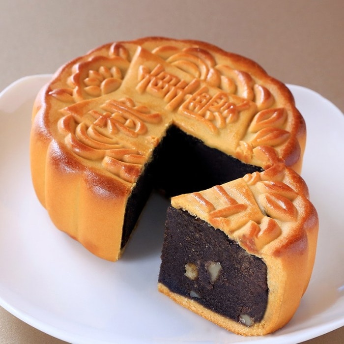 岡モータース　焼き餅　オブジェ 園比屋武 御廻餅（そのひゃん・うまーいぺい） | ブーランジェリー