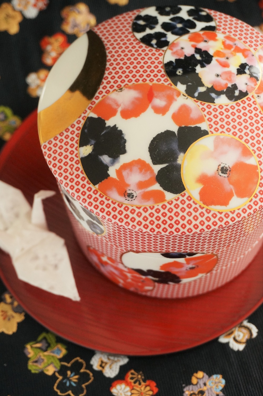 和柄ひし形赤A4