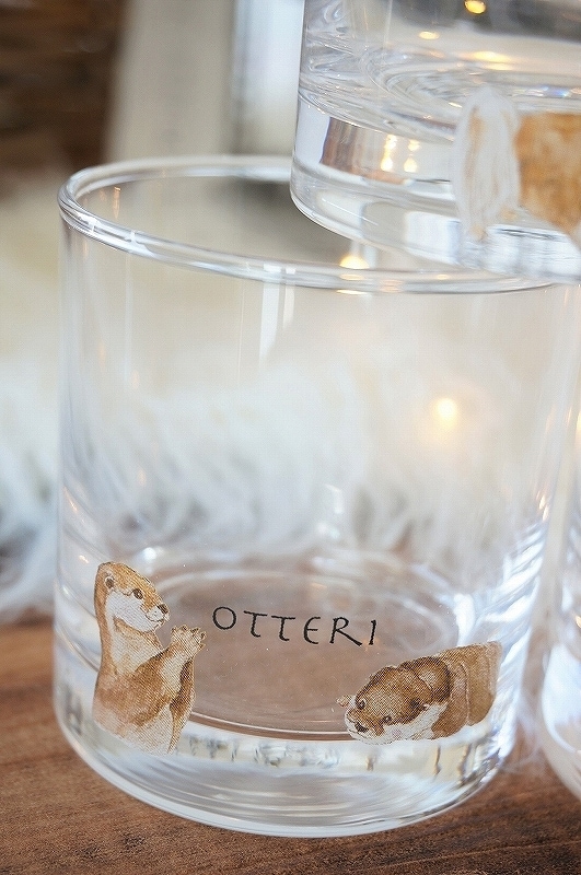 ガラス用カワウソ はがきサイズ