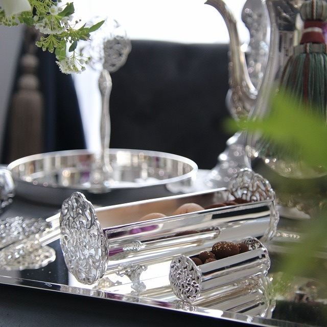 åȥ쥤硦  / LALE DEVRI